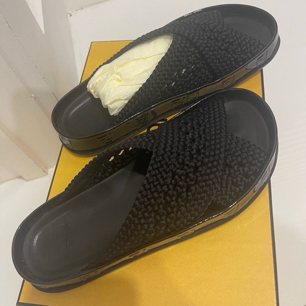 Authentic Fendi Slides size 36 - Picture 10 of 13